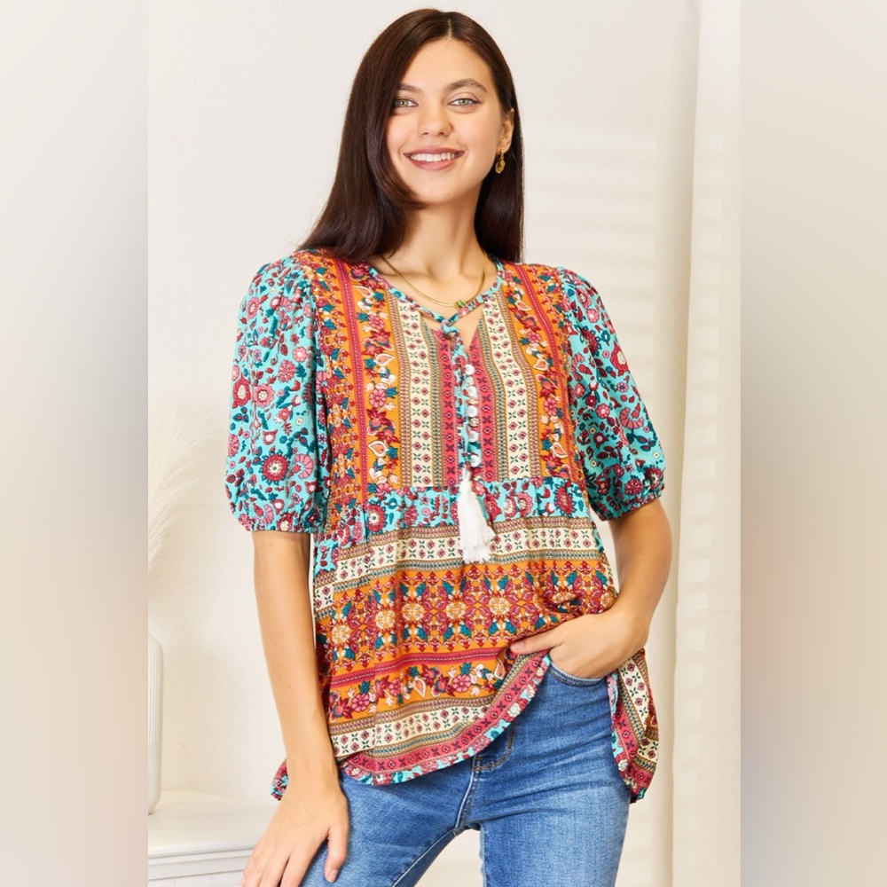Devine Bohemian Tassel Tie Puff Sleeve Babydoll Blouse